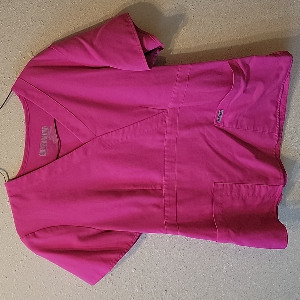 Scrub top